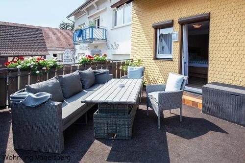 Rõdu/terrass, Gästehaus Zur Quelle (Gastehaus Zur Quelle) in Wachtersbach