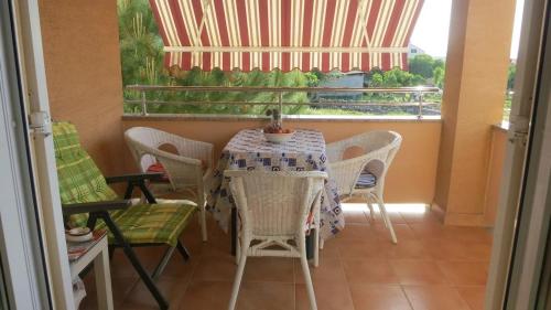 One-Bedroom Apartment with Balcony image 1