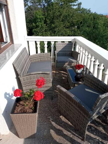 Erkély/terasz, Apartments for families with children Klanice, Krk - 21992 in Tribulje