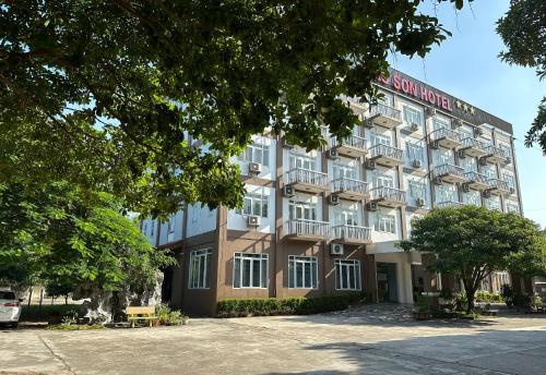 Exterior view, Bao Son Hotel in Phu Ly (Ha Nam)