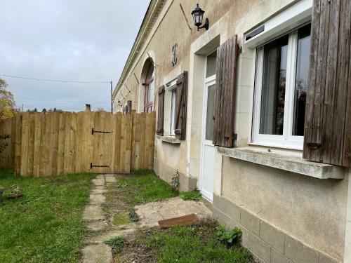 Gîte Chahaignes, 2 pièces, 4 personnes - FR-1-410-426