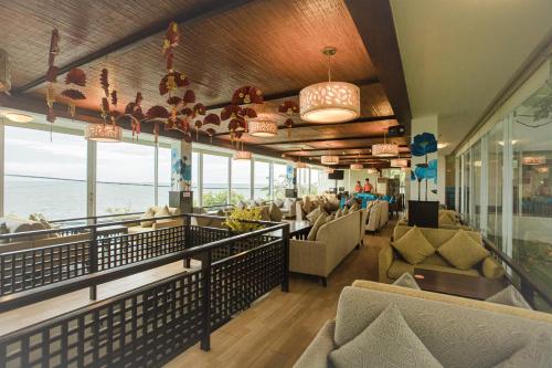 Bar/lounge, Seaside Resort Vung Tau near White Palace
