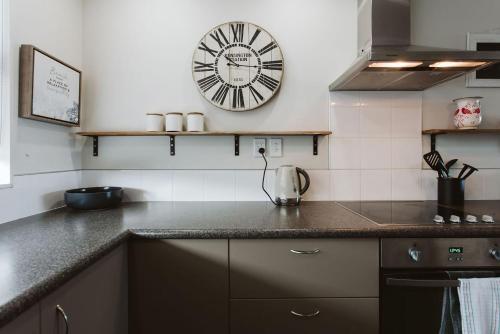 The Loft No3 Convenient In Strandon in นิวพลีเมาท์
