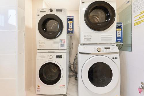 Double Room with Shower - Shared Toilet - Fitness Coupon image 10