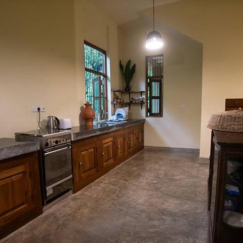 Weralugama Forest House in Nambirittankadawara