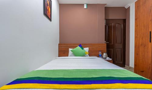 Economy Double Room image 2