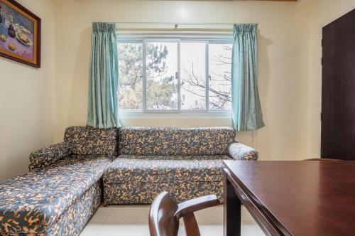 2 Bedroom Unit with Breakfast for 2pax, Baguio City (Foto 3)