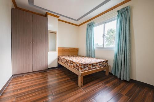 2 Bedroom Unit with Breakfast for 2pax, Baguio City (Foto 7)