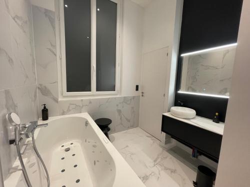 Appartement Haut de Gamme, Balnéo/ Balcon/ Garonne, Toulouse (photo 6)