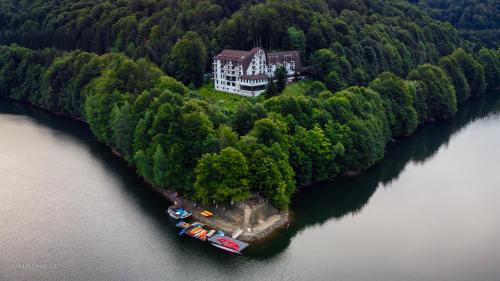 Hotel Valea cu Pesti - Căpăţîneni-Ungureni