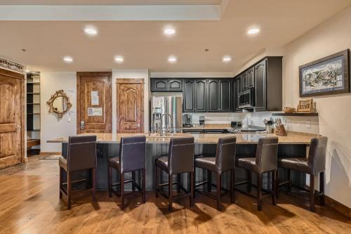 BlueSky 505 condo - image 10