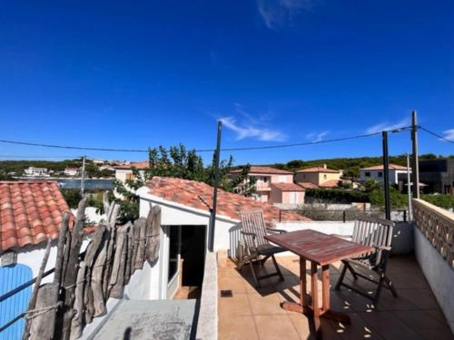 Cosy T2 les pieds dans la mer - Location saisonnière - Martigues