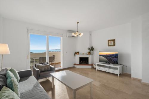 Torrequebrada flat near the beach - Ref 238