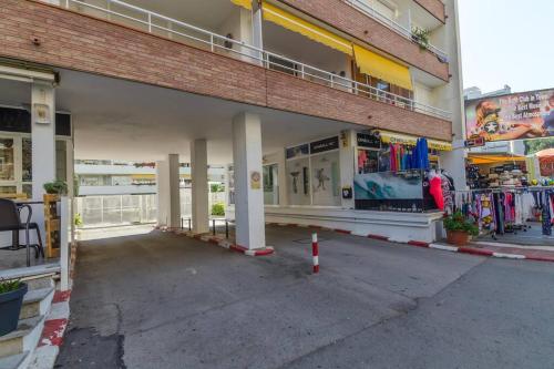 Two-Bedroom Apartment image 6