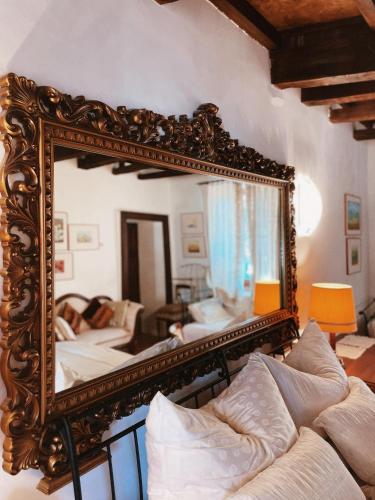 1 king bed, 2 twin beds