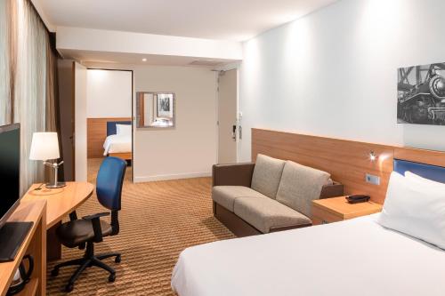 Hampton by Hilton Amsterdam Airport Schiphol - image 5