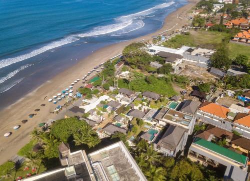 Sunset View Beachfront 2 Br Villa in Seminyak