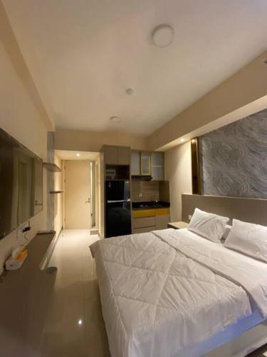 Luxury Studio Benson Apartment, Pakuwon Mall near Universitas Negeri Surabaya - UNESA