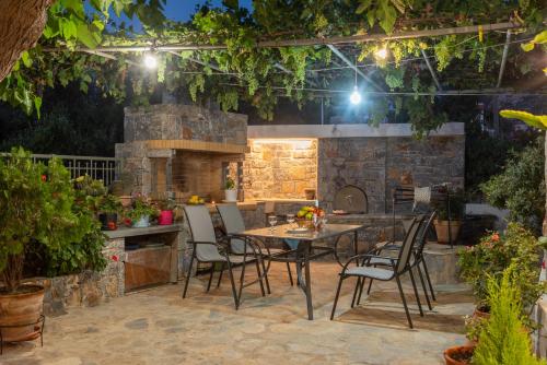 Kounenos House - image 12