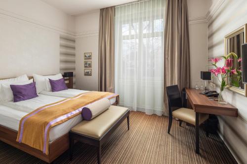 Grand Hotel Glorius Mako