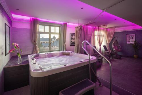 Grand Hotel Glorius Mako - 온수 욕조