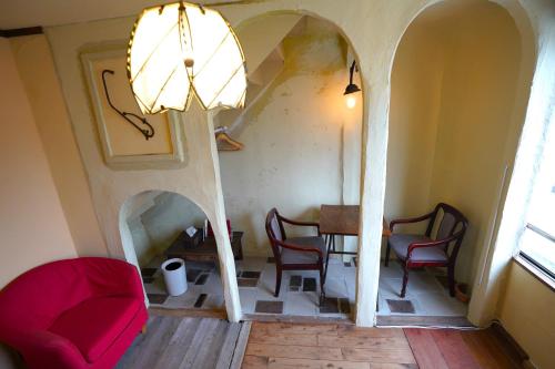 room detail thumbnail 1