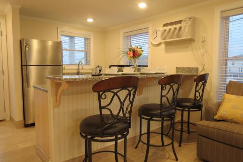 Copley LaReine Motel Copley LaReine Motel