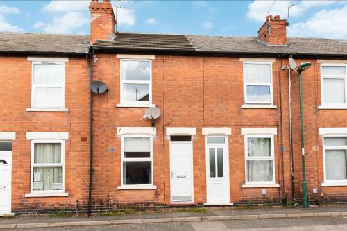 Hotellet från utsidan, Gorgeous 2-bed Home in Nottingham by Renzo, Free Wi-Fi, Ideal for Contractors in Mapperley
