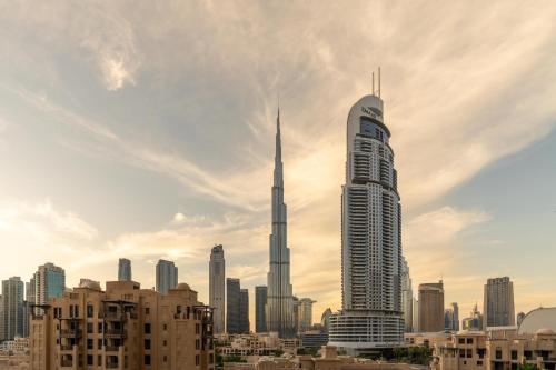 Full Burj Khalifa Views / 5 min walk from Dubai Mall / Designer Choice / 6 people / New Building, Dubaï