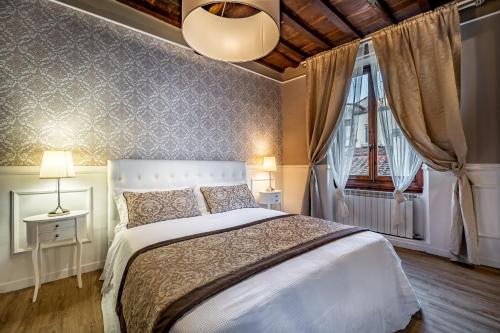 Florentine Experience in Santa Croce