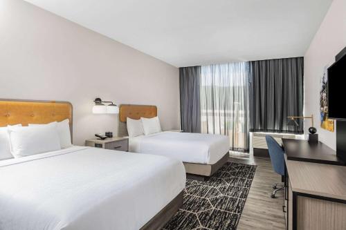 Double Room with Two Queen Beds, Mobility/Hearing Access and Roll-in Shower, Non-Smoking