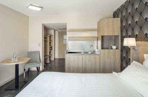 Kyriad Prestige Saint Nazaire - image 2