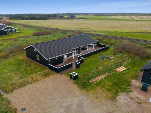 Holiday Home Markku - 400m from the sea in Western Jutland by Interhome