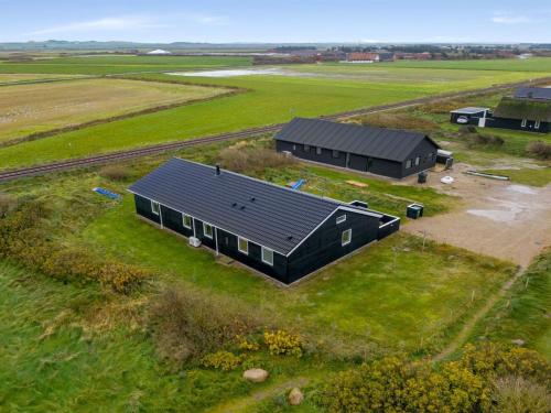 Holiday Home Markku - 400m from the sea in Western Jutland by Interhome