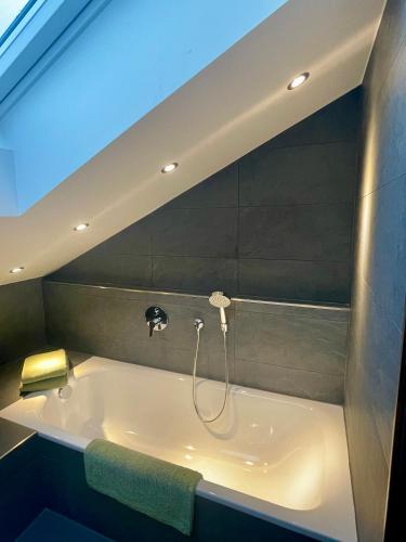 Bathroom, Liebling's Platzl in Eberfing
