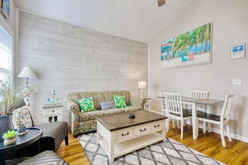 Palm Tree Paradise - image 11