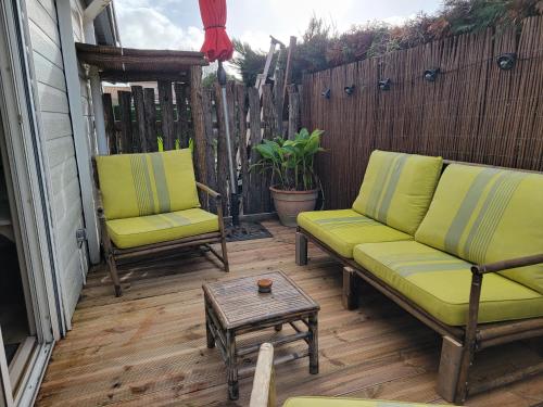 Chalet 47m2 climatisé, piscine,linge fourni (Chalet 47m2 climatise, piscine,linge fourni) in แวร์ดาล