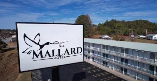 The Mallard Hotel & Suites