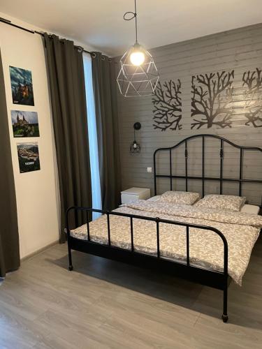 Old Town Impressionist Apartment 4