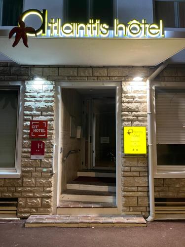 ทางเข้า, Cit'Hotel Atlantis in โรย็อง