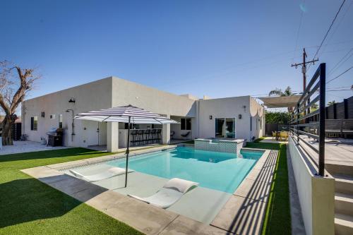 Modern Palm Springs Home with Pool and Gas Fire Pit!