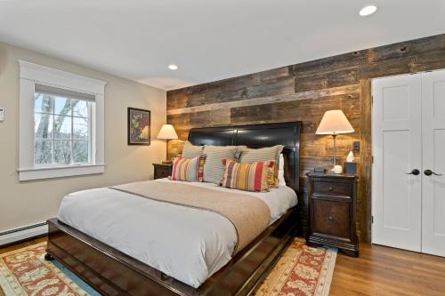 Family Room with Shower