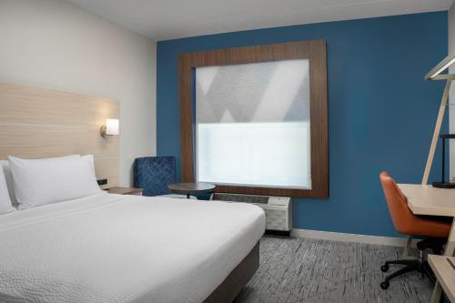 Holiday Inn Express & Suites Pittsburgh North Shore