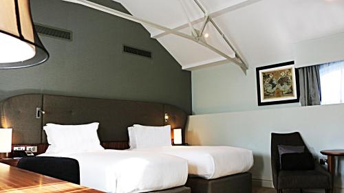 room detail thumbnail 0