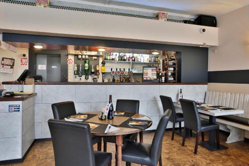Chez Phil - image 9