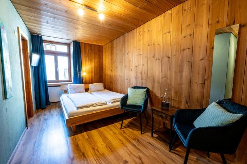 Wohlfühlhotel Curuna - image 12