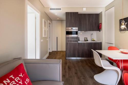 Standard One-Bedroom Apartment image 10