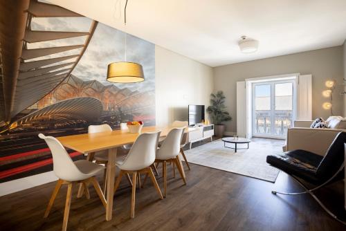 Superior Two-Bedroom Apartment image 10