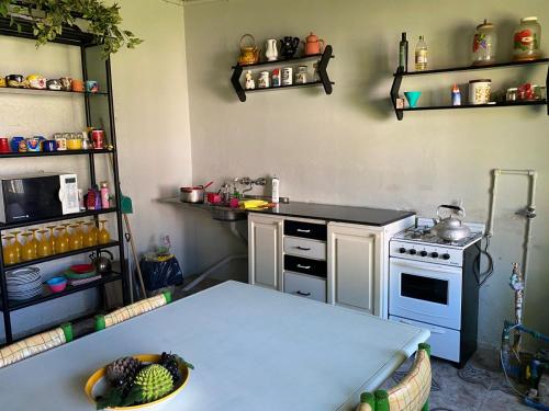 Kitchen, Casa con parrilla, zona Mute y Faro 5 Habitaciones in Bosque Peralta Ramos