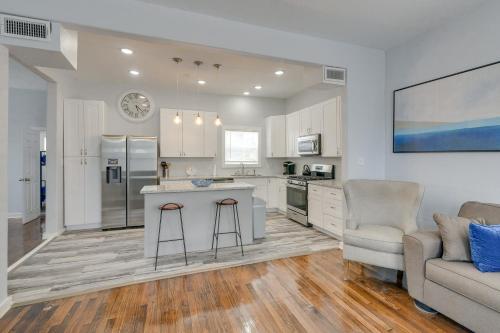 Galveston Home with Patio - 4 Blocks to Beach! in Galveston, USA